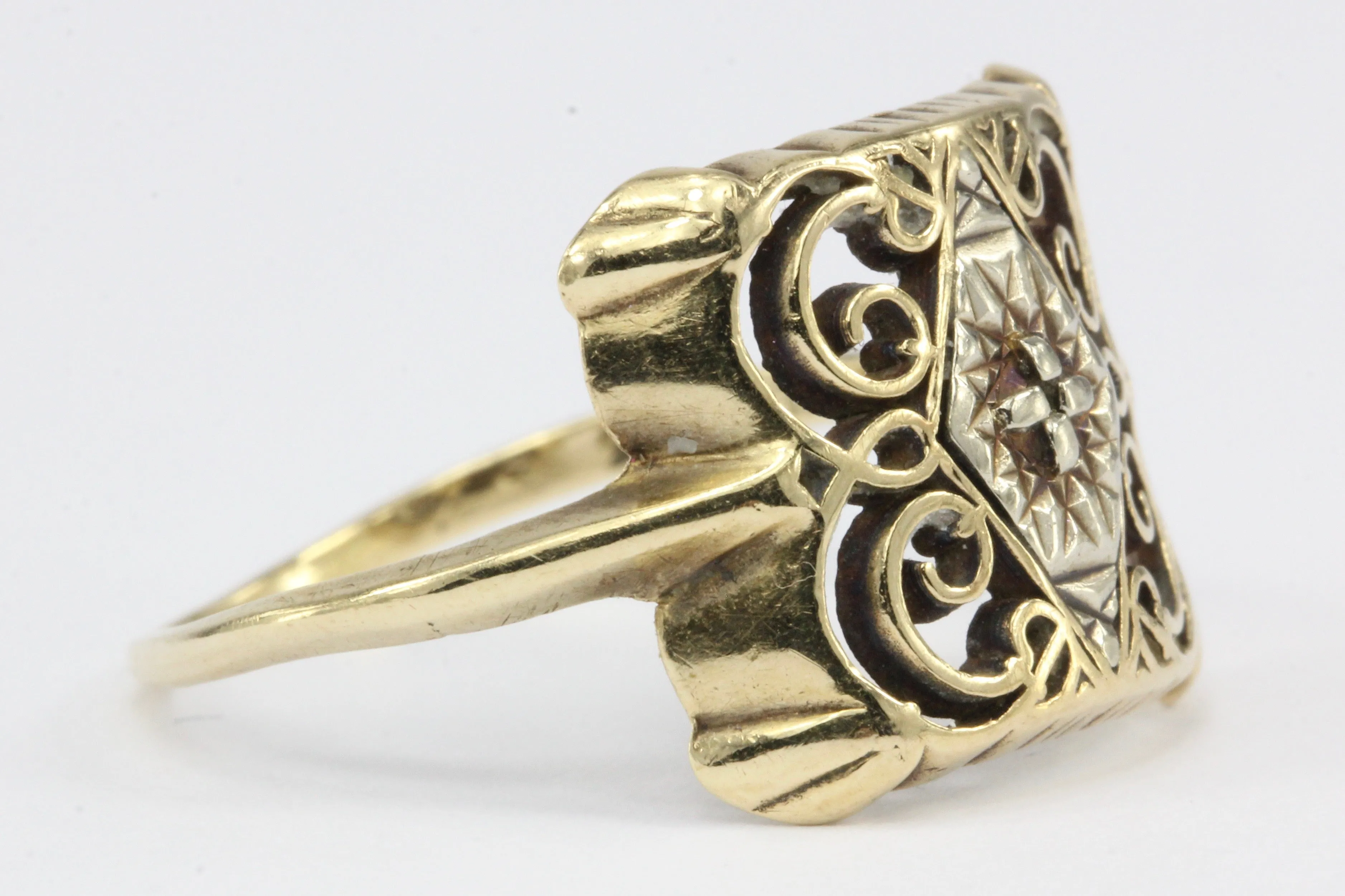 Retro 14K Yellow Gold Ornate Scroll Motif Ring Size 7.25