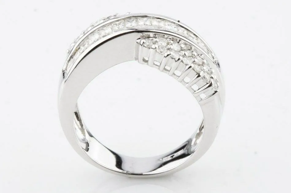 Retro 18K White Gold Princess & Round Diamond Journey Ring Beautiful Gift!