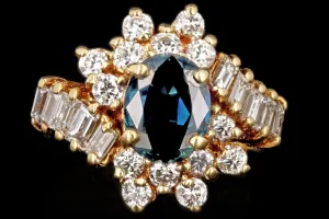 Retro 18K Yellow Gold 1.15 CTR Oval Cut Natural Sapphire and Diamond Ring