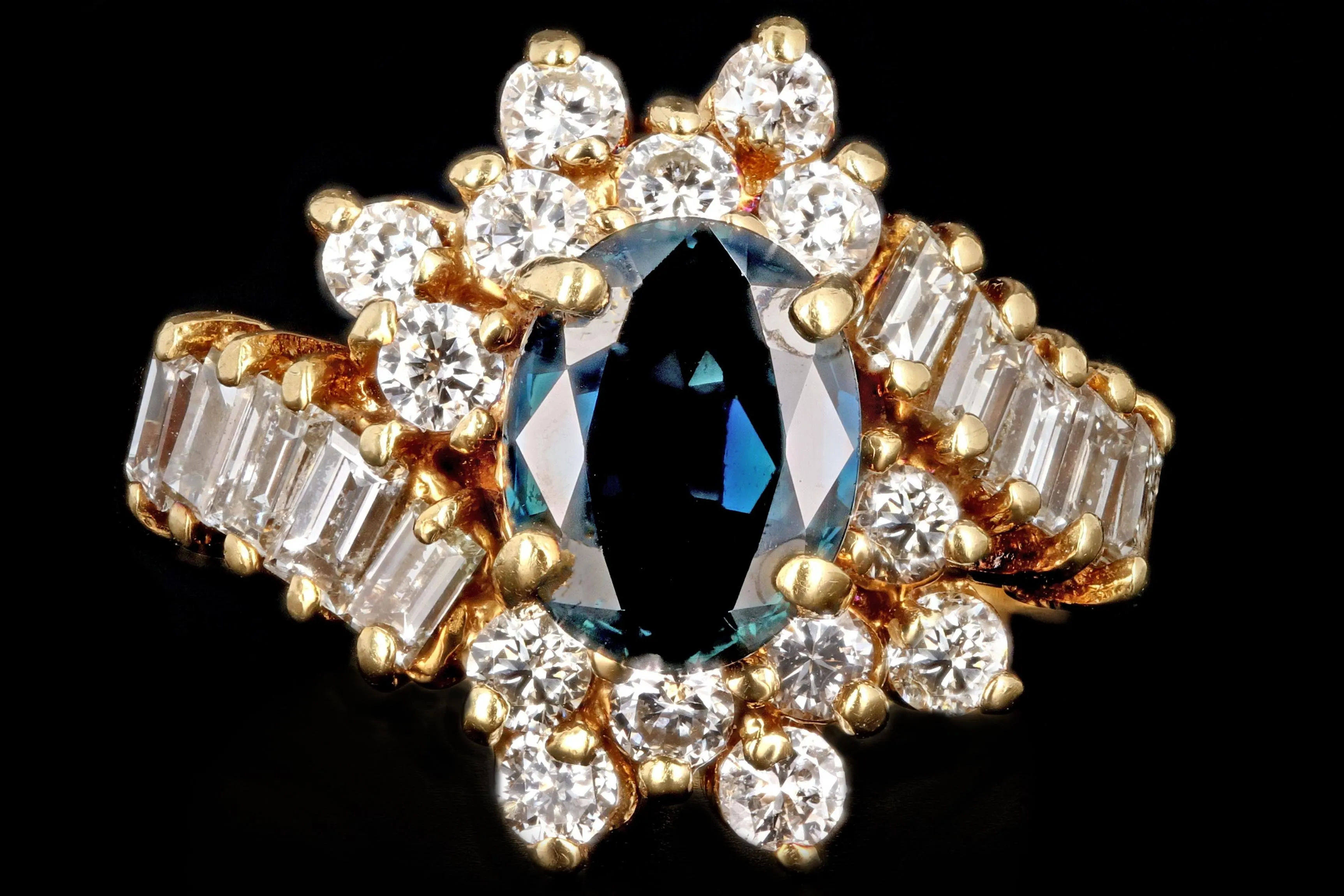 Retro 18K Yellow Gold 1.15 CTR Oval Cut Natural Sapphire and Diamond Ring