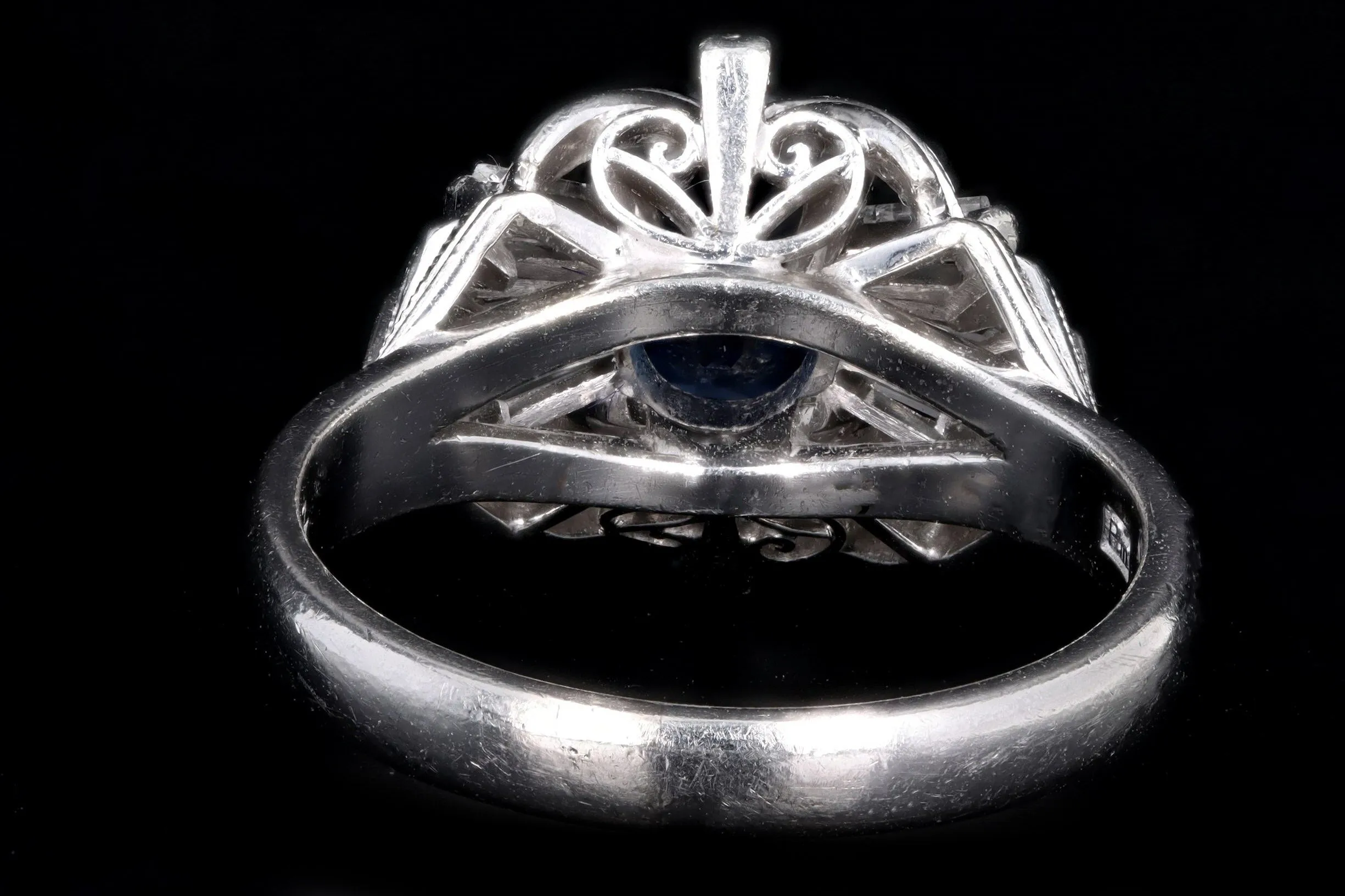 Retro Platinum 1.07 Carat Oval Natural Sapphire & Diamond Fan Ring