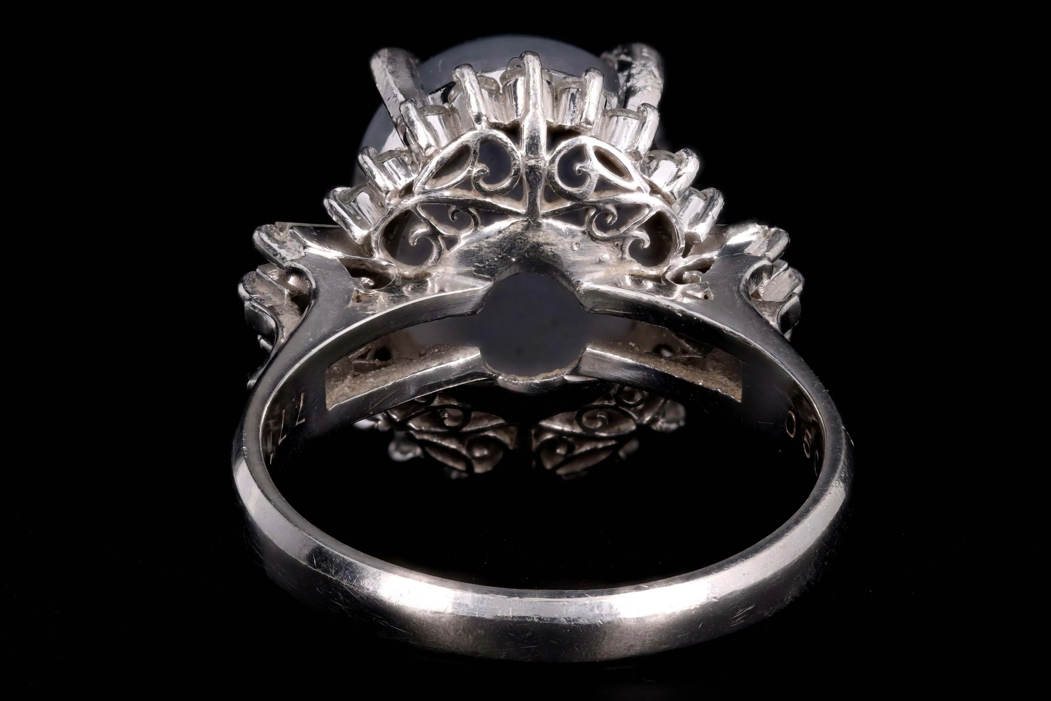 Retro Platinum 7.71 Carat Natural Star Sapphire & Diamond Fan Ring