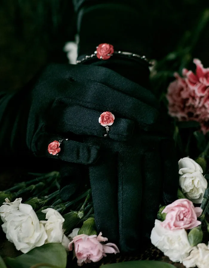 Rosebuds Midi Ring with Spiny Shell Flower