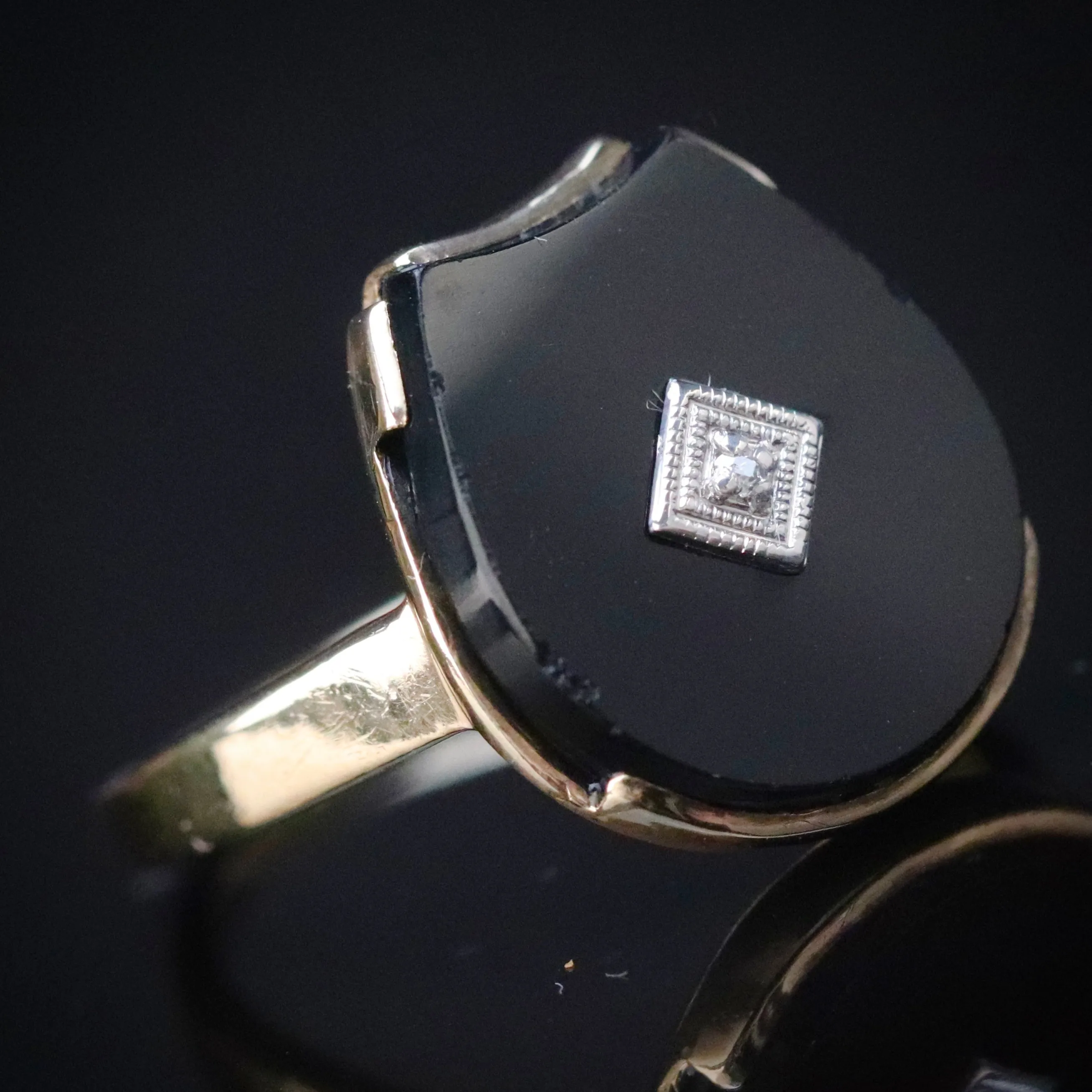 SALE!!  Vintage horseshoe shaped Onyx and diamond ring in yellow gold