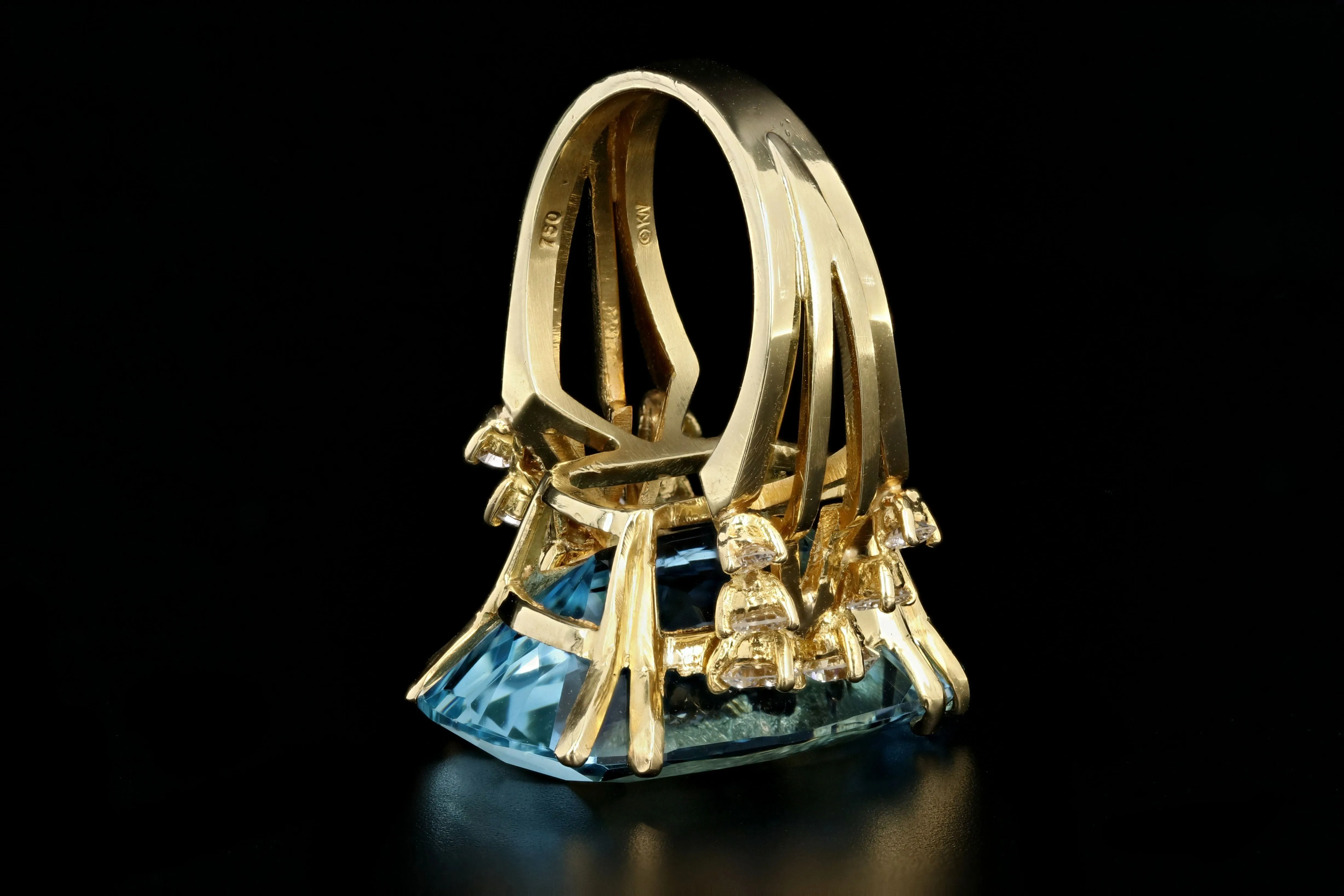 Signed Kurt Wayne 18K Yellow Gold 21 Carat Aquamarine and Diamond Ring Cocktail Ring
