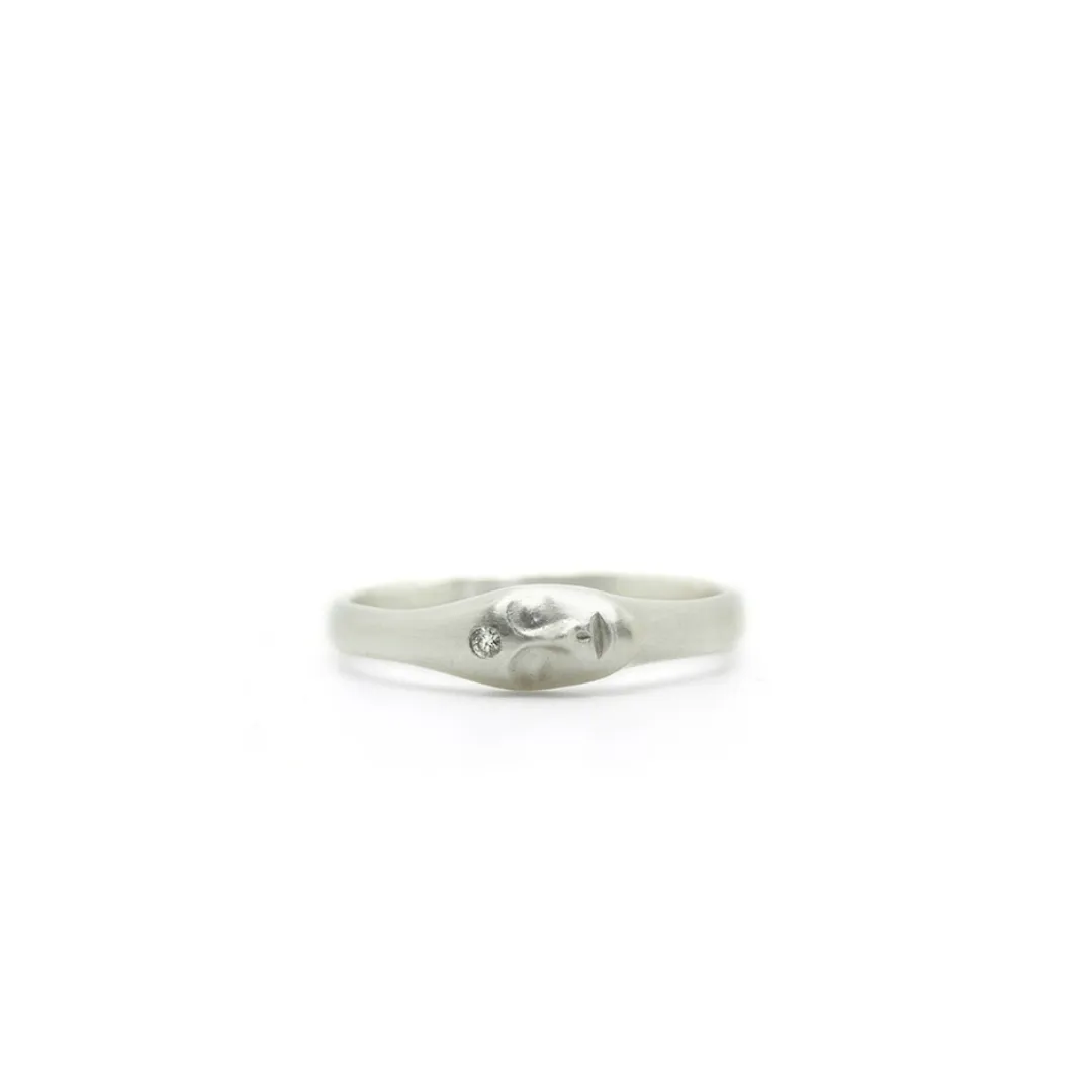 Silver Little Grey Lady Cameo Ring With Diamond