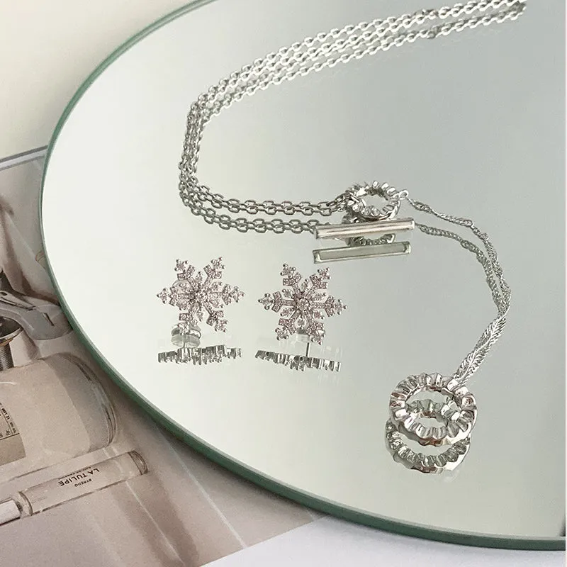 Snowflake Illusion Ring