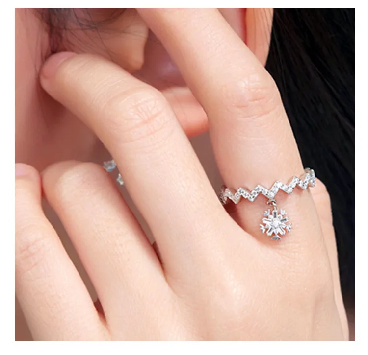Snowflake Illusion Ring