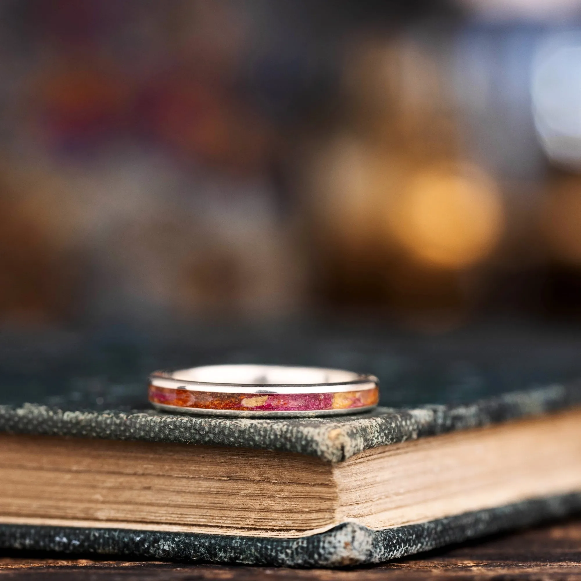 The Monet | Women's Silver Wedding Band with Lilies & Peonies