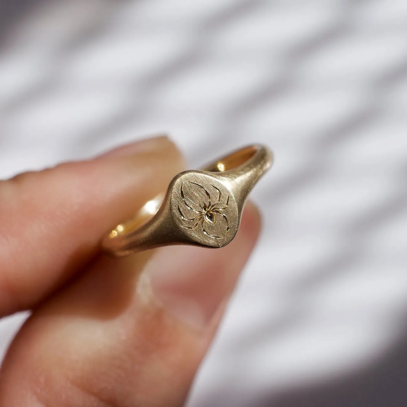 Tiny Spider Signet