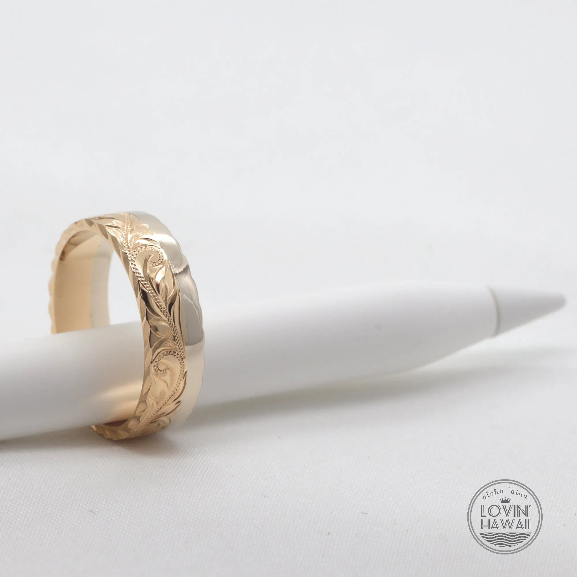 Two Tone Hawaiian Gold Ring, Hand Engraved Design ( 6mm Width)