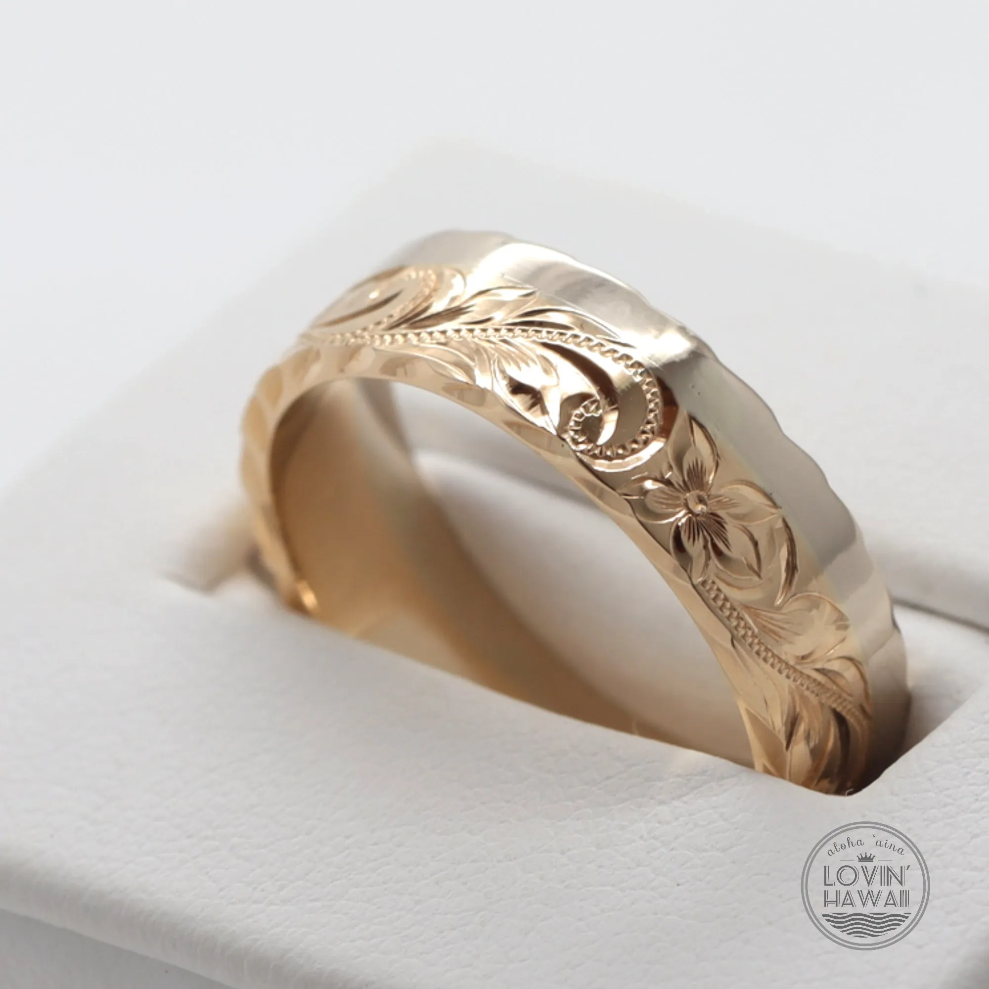 Two Tone Hawaiian Gold Ring, Hand Engraved Design ( 6mm Width)