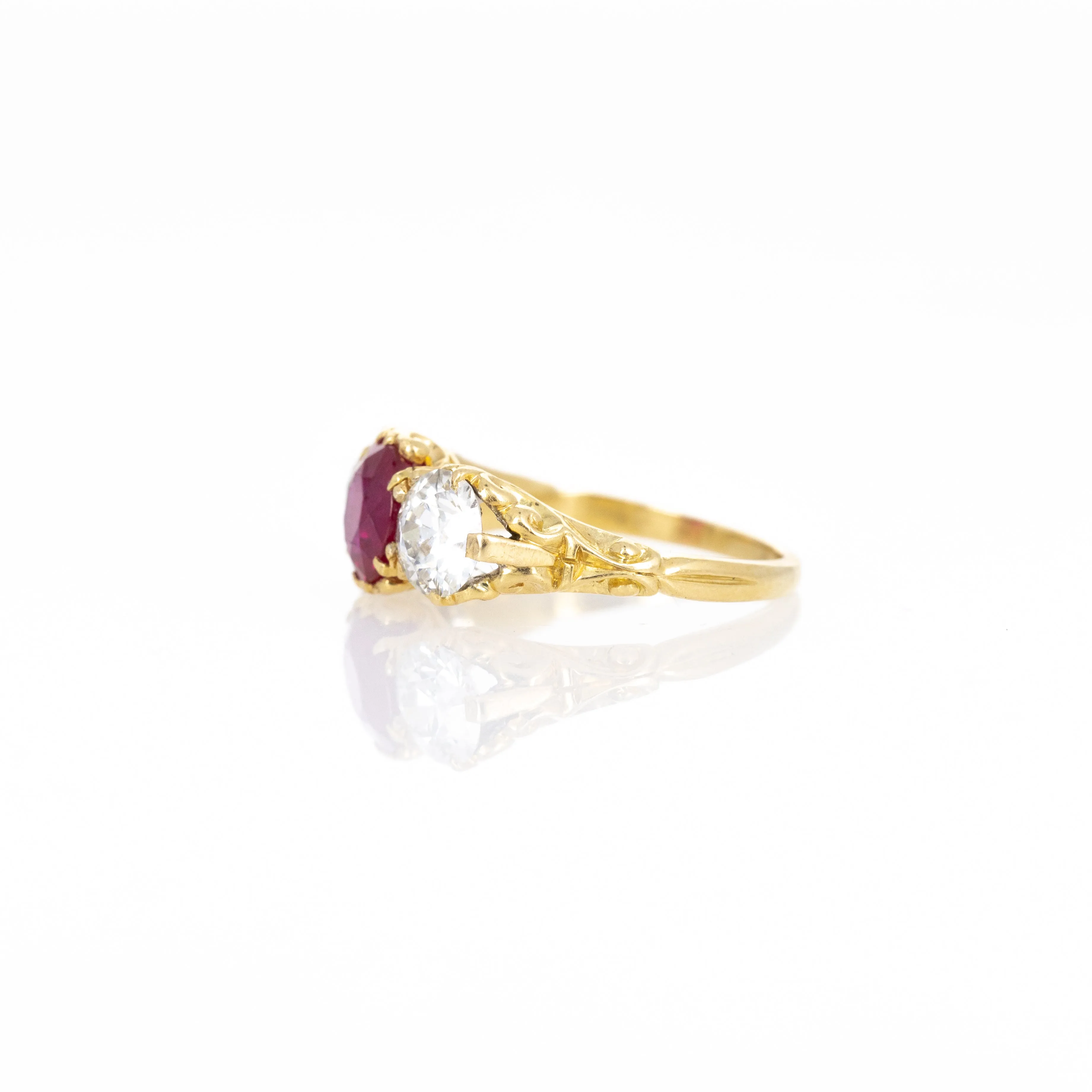 Victorian 18K Yellow Gold 2.21 Carat Burma Ruby Old European Diamond Three Stone Ring