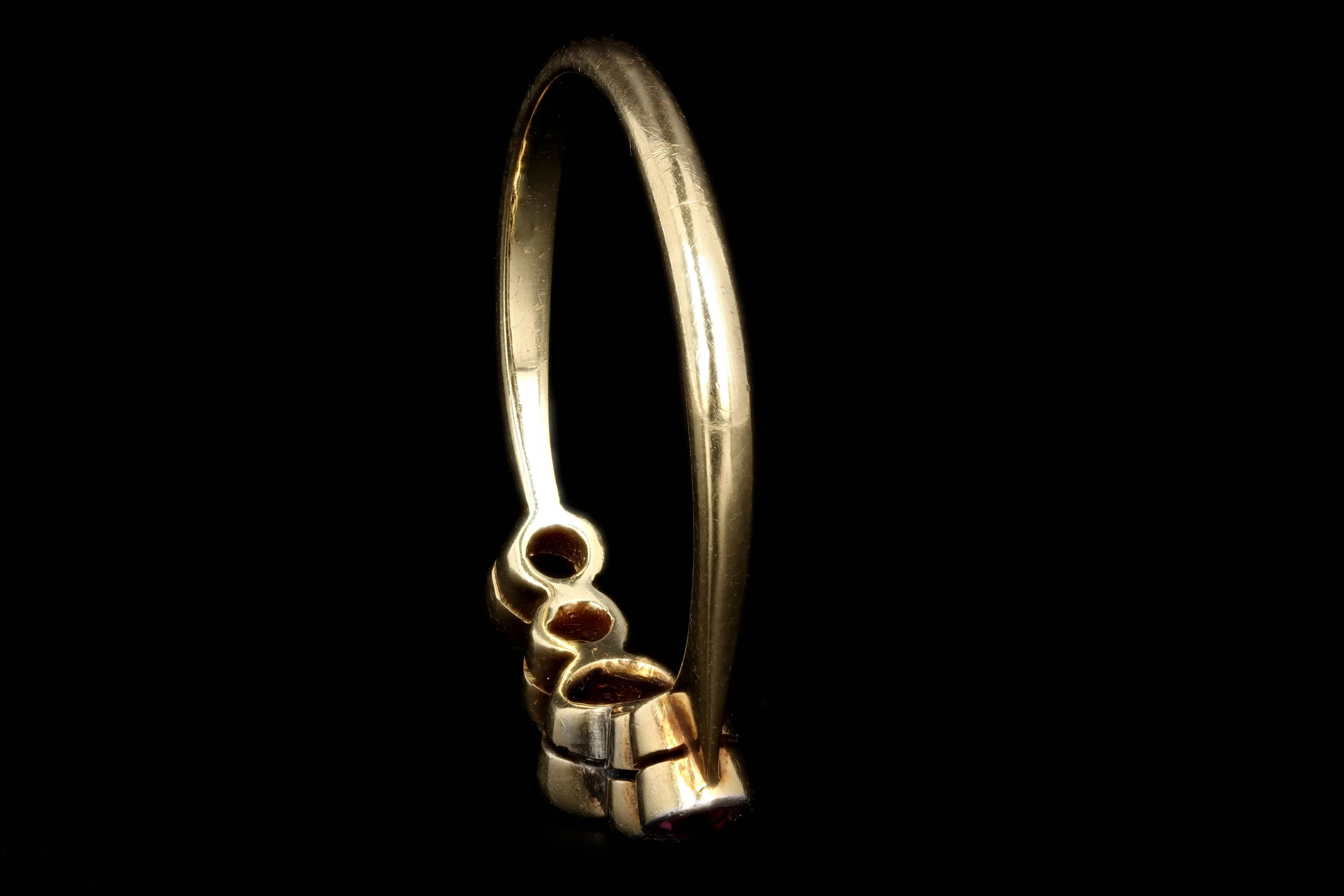 Victorian 18K Yellow Gold & Platinum Natural Ruby & Diamond Ring