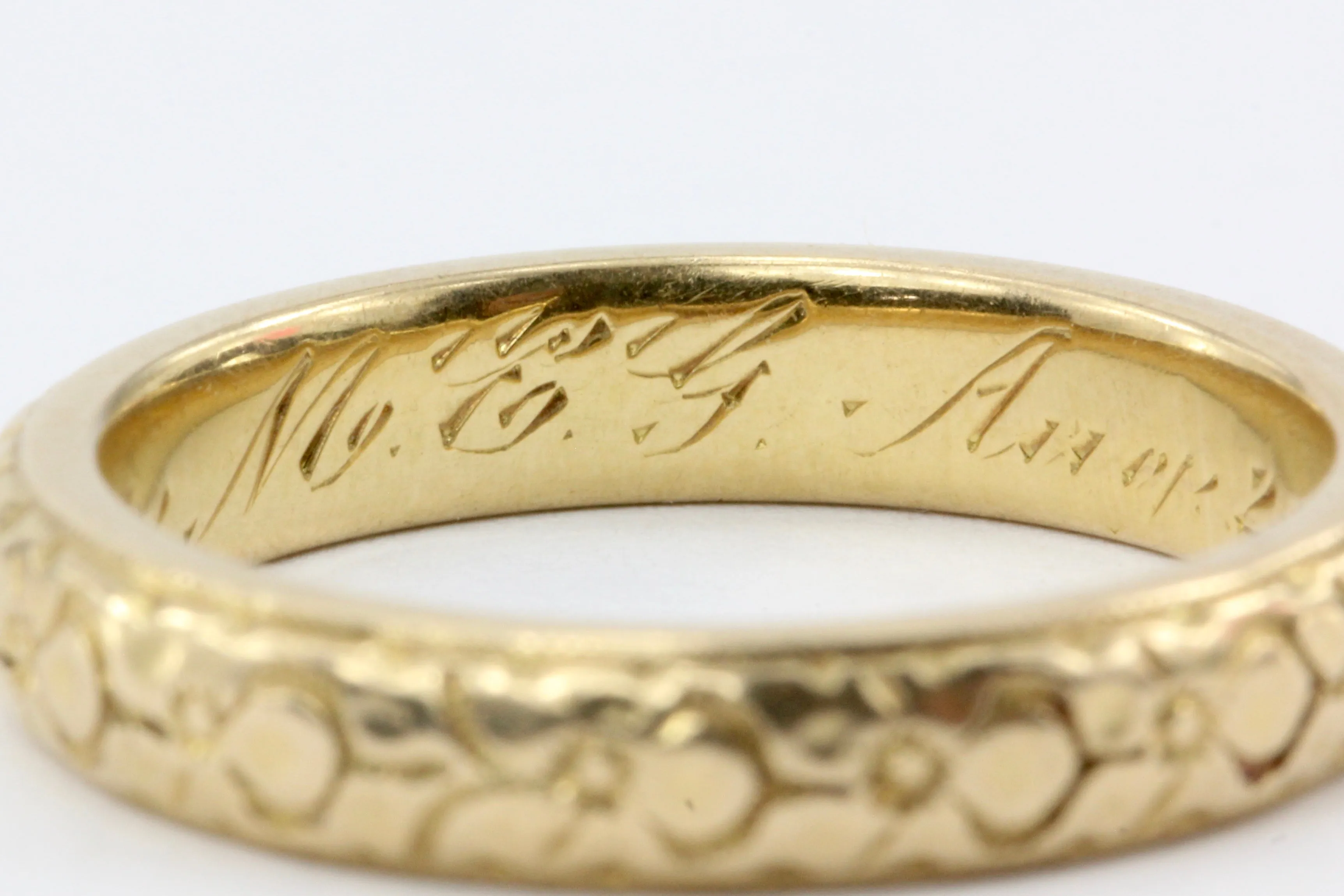 Victorian August 29, 1911 REED 18K Yellow Gold Wedding Band