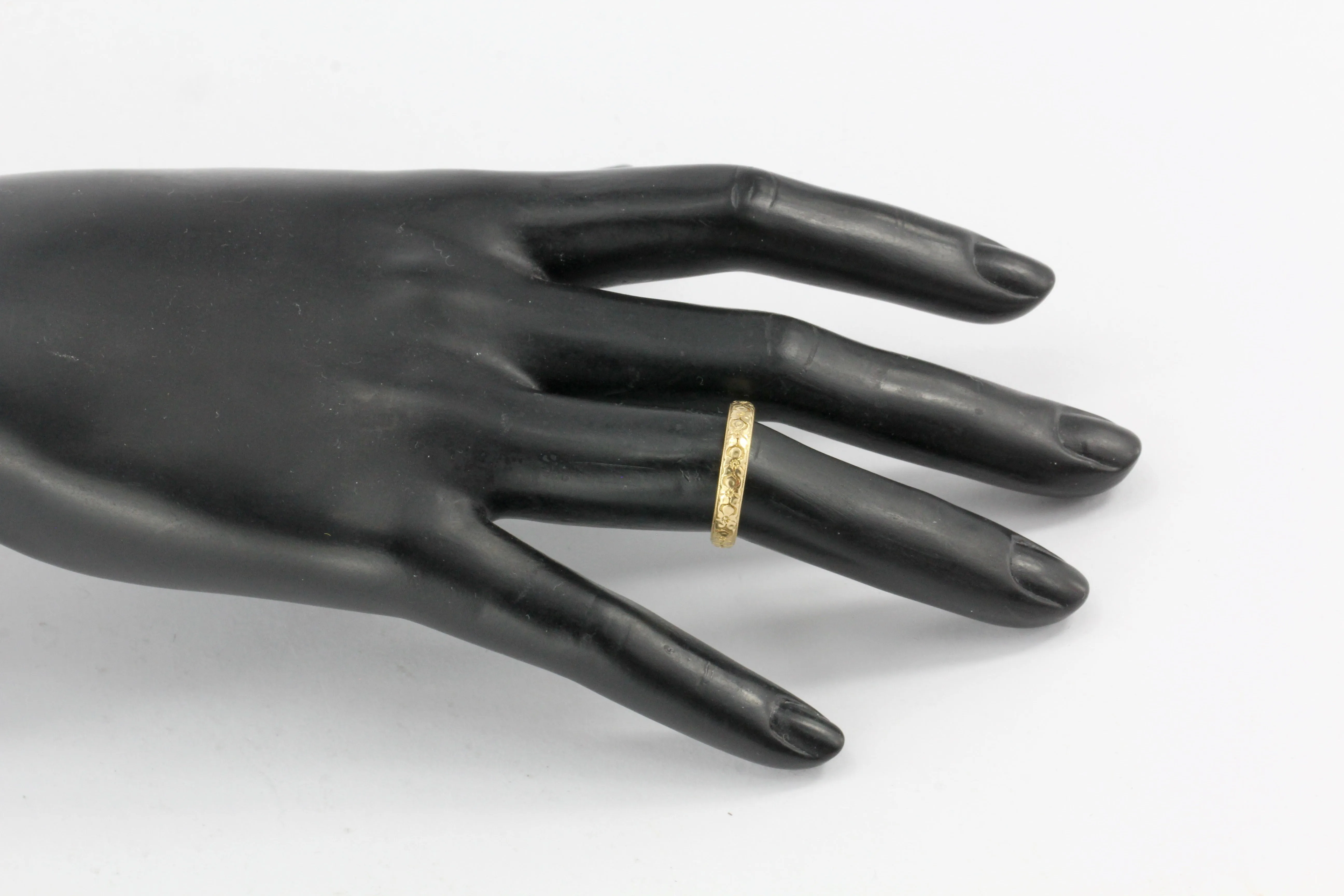 Victorian August 29, 1911 REED 18K Yellow Gold Wedding Band