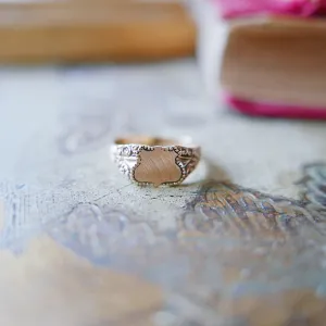 Vintage 14k Victorian Shield shaped signet Ring