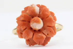 Vintage 18K Gold Red Coral Carved Flower Ring