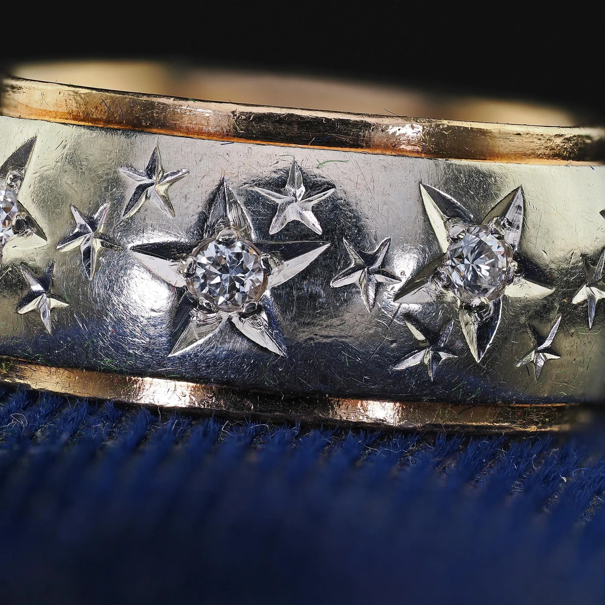 Vintage Retro 14K Two Tone Diamond Star Set Wide Wedding Band - Size 5