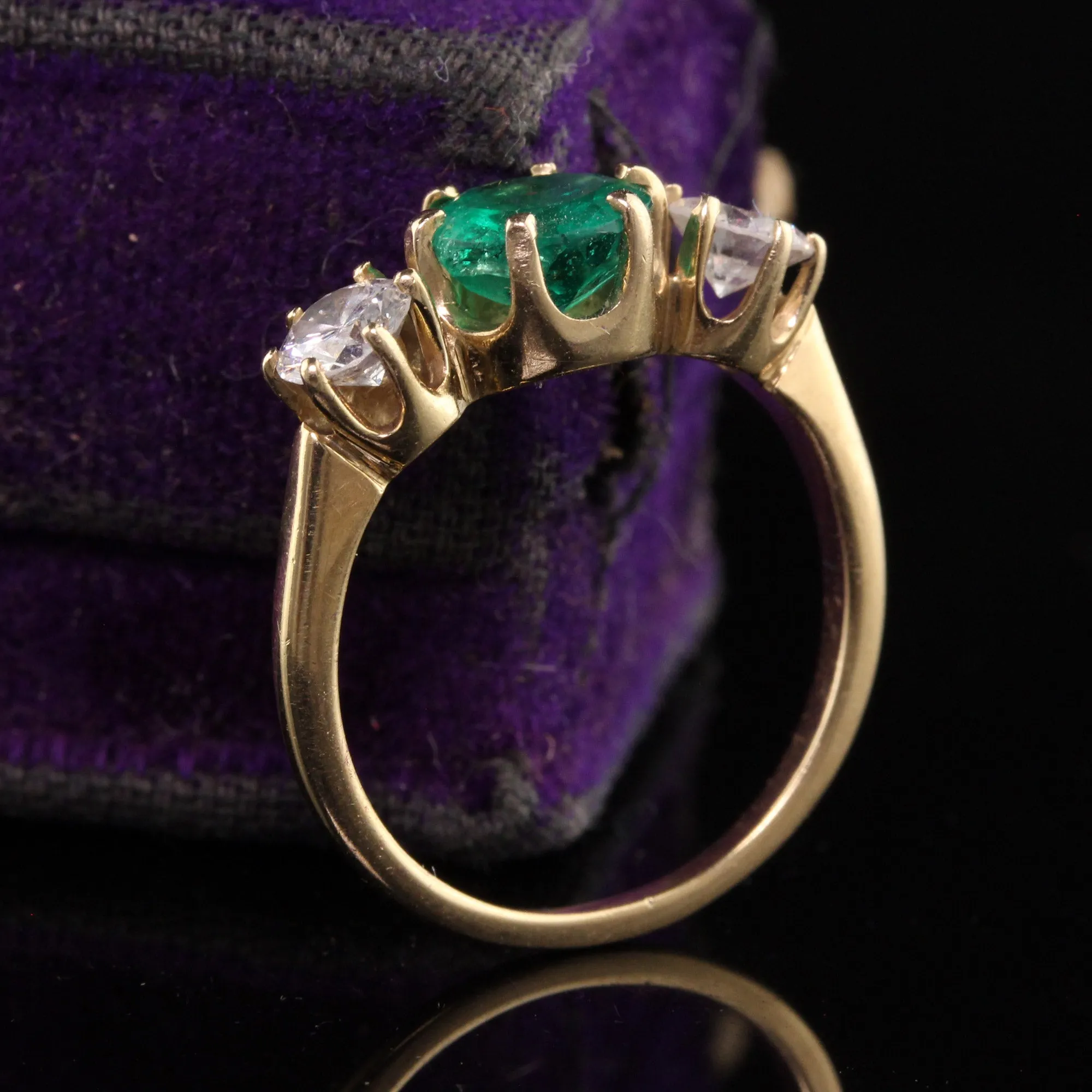 Vintage Retro 14K Yellow Gold Emerald and Diamond Three Stone Ring