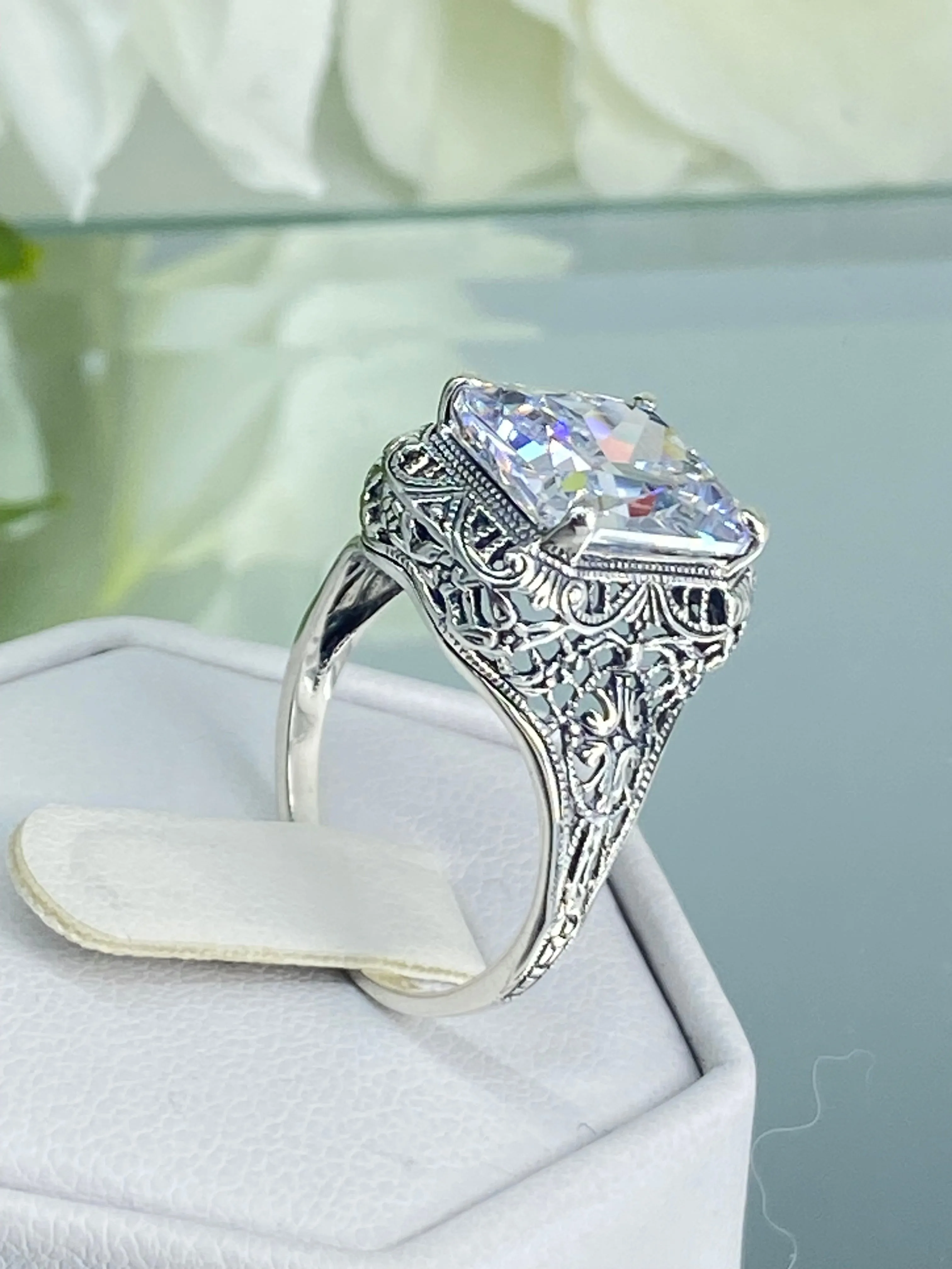 White CZ Ring, Size 8, 5ct Rectangle Gem, Vintage Jewelry #D200 - Ready to Ship