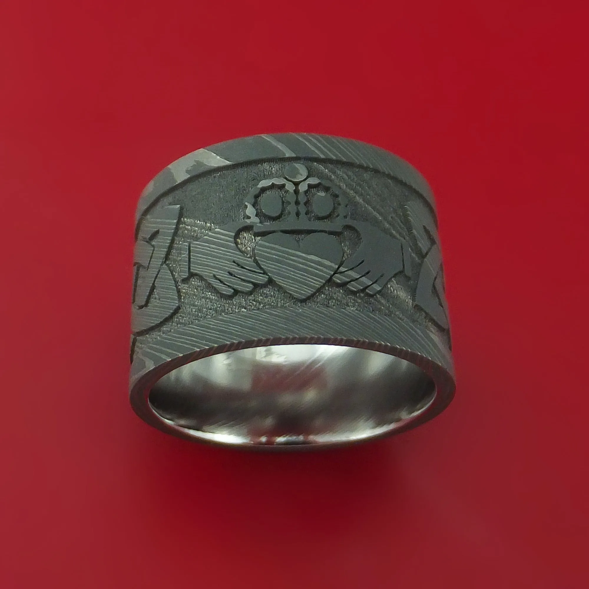 Wide Damascus Steel Celtic Irish Claddagh Ring Hands Clasping Heart Band Carved